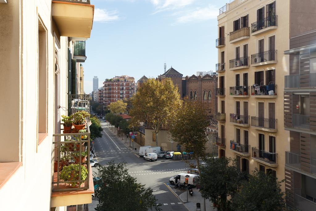 Barnapartments Monumental Barcelona Exteriör bild